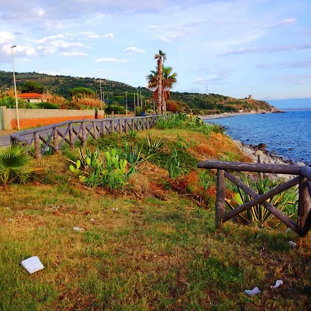 بيت للعطل Casa Vacanze Oleandra *