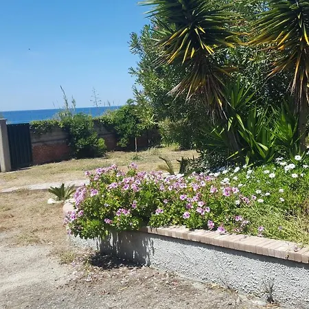 بيت للعطل Casa Vacanze Oleandra Joppolo